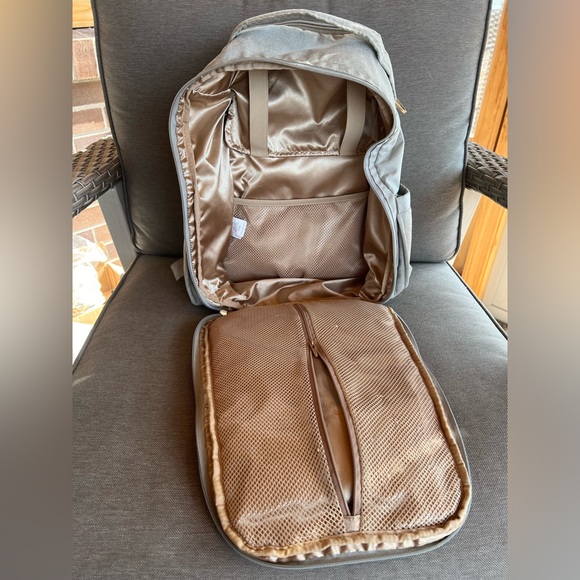 JuJuBe BRB diaper bag🌼 - Picture 6 of 8